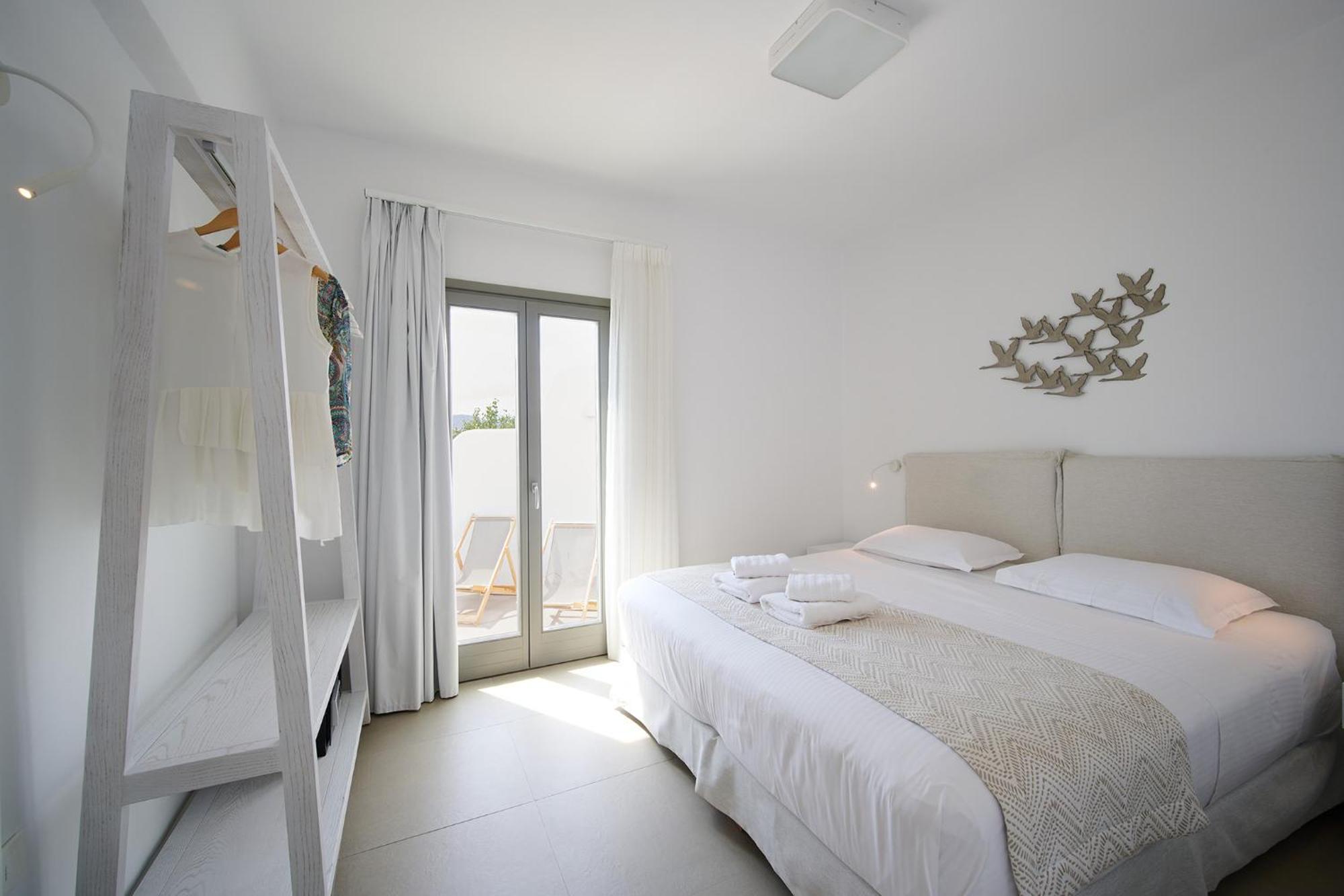 Kymo Luxury Suites Paros Kolympithres Eksteriør bilde