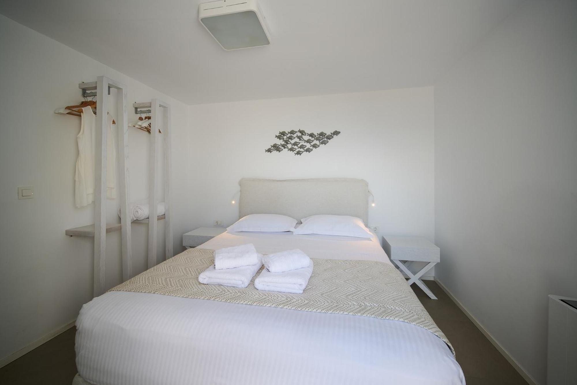 Kymo Luxury Suites Paros Kolympithres Eksteriør bilde